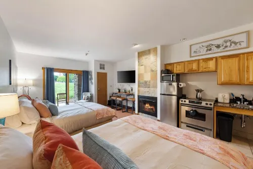 Sunset Fairways - Accessible Chula Vista Condo