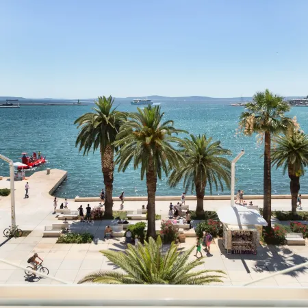 Palms Promenade Luxury Rooms