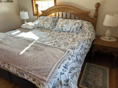 Cozy and  1.1 Miles from Lambeau Field Hotels near Asylum Rage Room