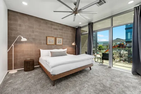 Tempe Lofts Отели рядом с достопримечательностью «ASU Art Museum»