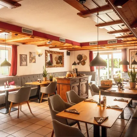 Hotel Restaurant Ancho Отели в г. Кёльбе