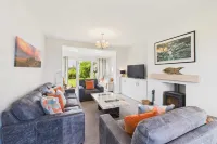 Host & Stay - Chirnells