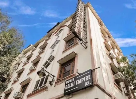 Hotel Delhi Empire DX Отели рядом с достопримечательностью «Суоми Вивекананд Гарден»