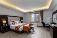 아테나 호텔 캄팔라  호텔