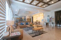 Iloilo Gateway Hotel & Suites Hotels in Pavia