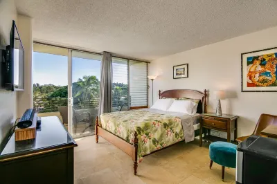 Newly Remodeled Queen Bed studio 50yrds to Queens BeachWAIKIKI GRAND HOTEL® 411