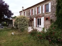 Self-catering cottage with private pool and Nordic bath Hotels in Saint-Felix-Lauragais