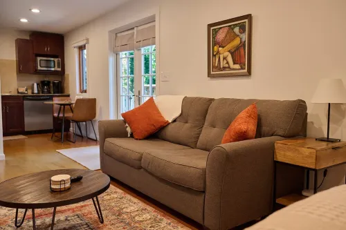 Peaceful Berkeley Hills Studio - Bay View + Private Deck + Prime Location