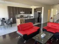 Brand New 6 bedroom 5 bathroom house Hotel a Oshawa