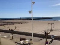 Apartment "L’horizon Valrassien" 180 ° SEA VIEW Hotels in Valras-Plage