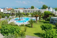 Hotel Aethria - Pools