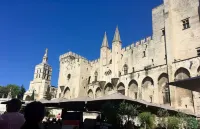 LOFT VILLAGE HOUSE+AIR CONDITIONING+TERRACE, NEAR THE GOLF COURSE. Hotels in Vernegues