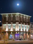 The Drinking Gourd:   Stunning Penthouse in Historic Downtown Cambridge