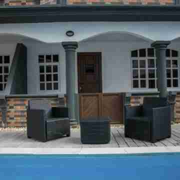 This is a brand new listing 2018 with new pool Others