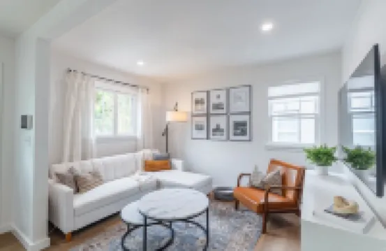 Historic District North End Cottage