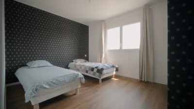 SPACIOUS NEW CONTEMPORARY VILLA Hotels near Centre commercial Lempdes