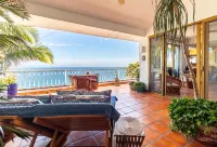Large 3 bed 3 Bath Penthouse! Ocean front! Spacious outdoor area! Mexican Decor! Hotels near Las Arboledas Park