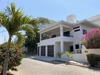 New Modern Third Floor Studio Casa Brisa Fina #1