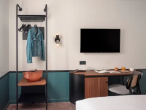 巴黎布洛涅聖克勞德橋美居酒店