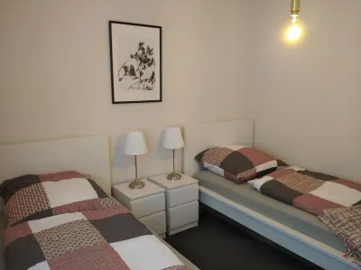 Apartment Paris mit Zwei Schlafzimmern und Eigenem Parkplatz Hotels near Lügde