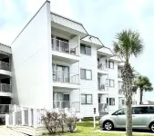 Ready for a Beach Vacation  - Condo, Gulf Shores, AL