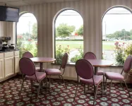Econo Lodge Chesapeake Route 13 and I-464 Hotels in Chesapeake