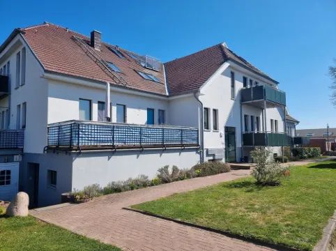 Sonnige Ferienwohnung mit Südbalkon und Meerblick Hotels in Monchgut