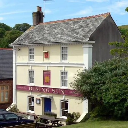 Cornish Cottage sea 100m four bedrooms Kingsand, homely & comfortable
