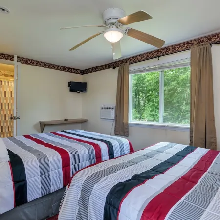 The White 2 Bedroom Cottage @Twin Hills Cottages