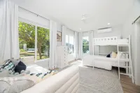 Beautiful SeaCrown Estate-Oceanfront- 4Br 4.5BA with Pool