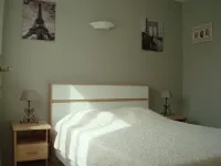 Country cottage fully furnished, in private property, quiet.