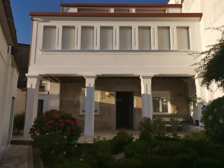 Beautiful centennial house recently restored in a privileged location.