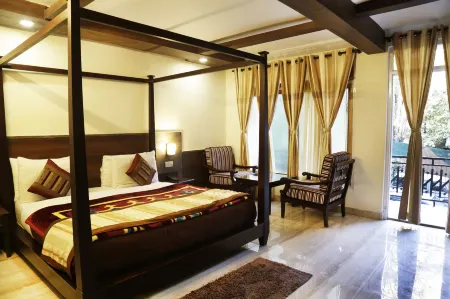 Hotel Aroma Nainital Отели рядом с достопримечательностью «Найнитал көлү»