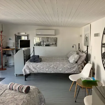 Hello Whitstable - Private Cabin at The Beach Hotels near Specsavers Opticians and Audiologists - Whitstable