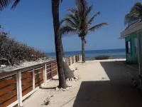 Serenity on the Bay1 - One Bed Airport Supermarkets Shops and Restaurants Close! Hotels in Cayman Brac