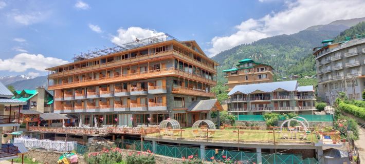 Snow Flakes Resort and Spa Centrally Heated Luxury Resort Hotels in Manali