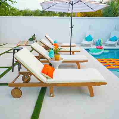 Entire Condominium Home away from Home with Pool, Near Beach Fitness & Recreational Facilities