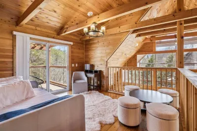 Reunite+Relax, Designed for Family Time w/Private Hot Tub, Game/Movie Room