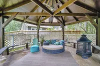 Cozy Bavarian Style Cottage