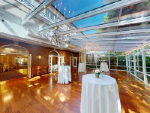 Avon Old Farms Hotel Hotels in Avon