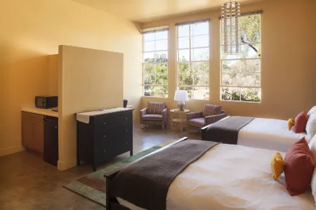 Sonoran Desert Inn & Conference Center