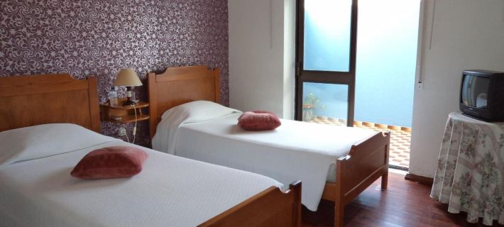 Marazul Hotels in Peniche