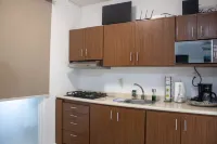 Beautiful remodeled condo near beach !