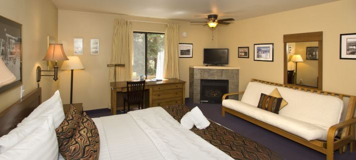 Holiday Haus Hotels in Mammoth Lakes
