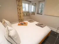 Little Chygowlin Hotels in Truro