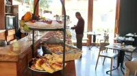 Maki Hotel - breakfast