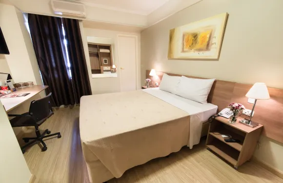 摩納哥高峯酒店