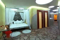 Mahleruv Penzion Na Hradbach Hotel di Trest