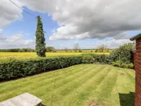 East Farm Cottage Hotels in West Lindsey District