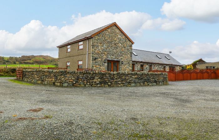 Cefn-Yr-Efail